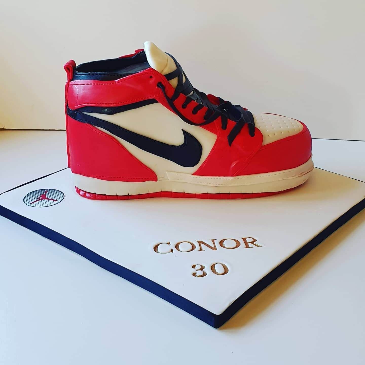 empirebespokecakes