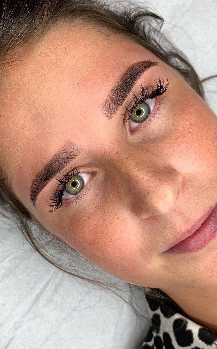 Henna Brows bij Très Bo