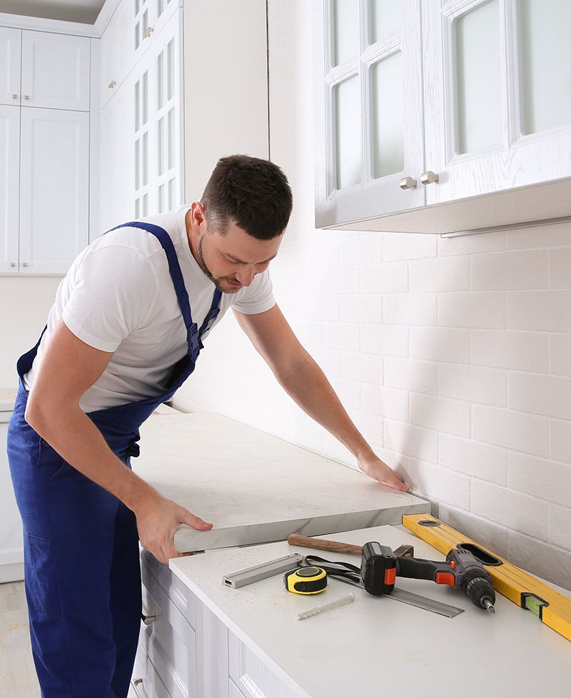 Installing Kitchen Countertop