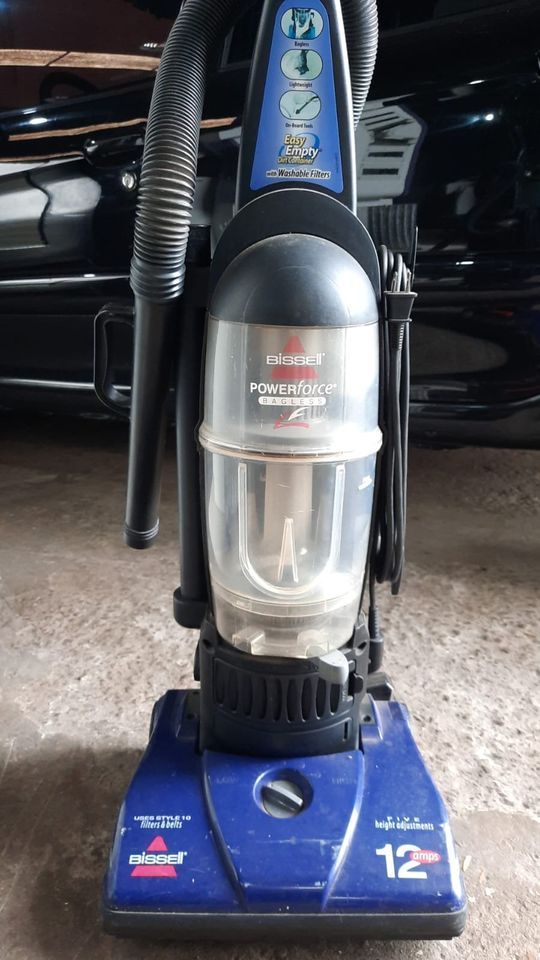 eletrodomestico Aspirador Bissel Powerforce bem conservado R$400,00
