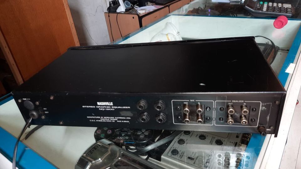 antigo Equalizador Nashville NQ1900 usado funcionado
R$200