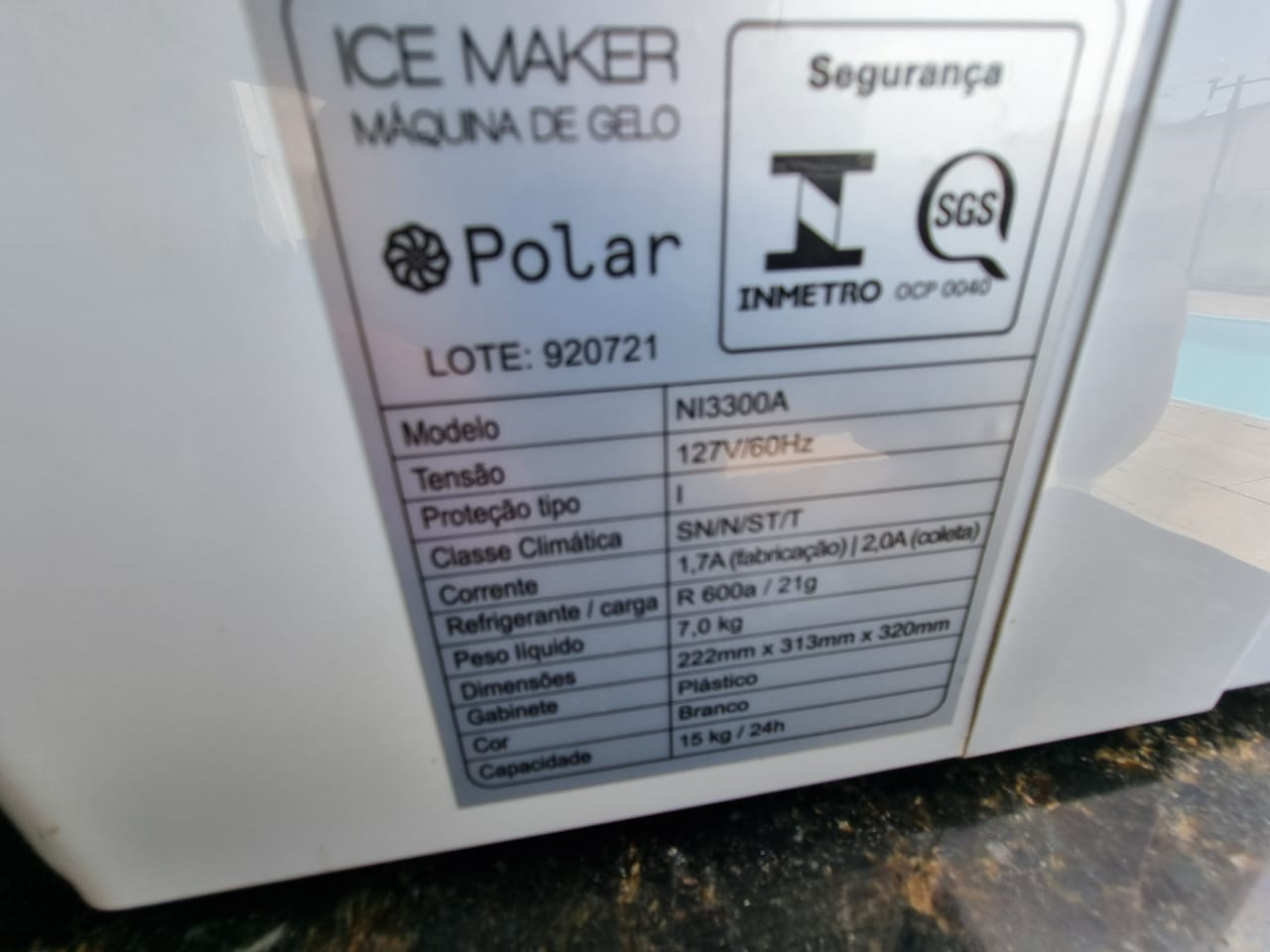 Máquina de gelo 15kg dia- Polar Ice Maker 127 V semi nova