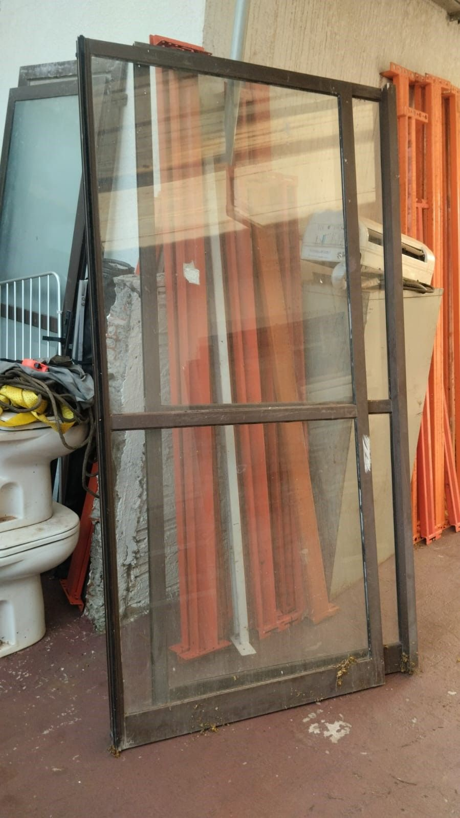 construl Porta de correr em alumínio e vidro 2,16x0,99 usadas bem conservadas preço R$350,00 cada