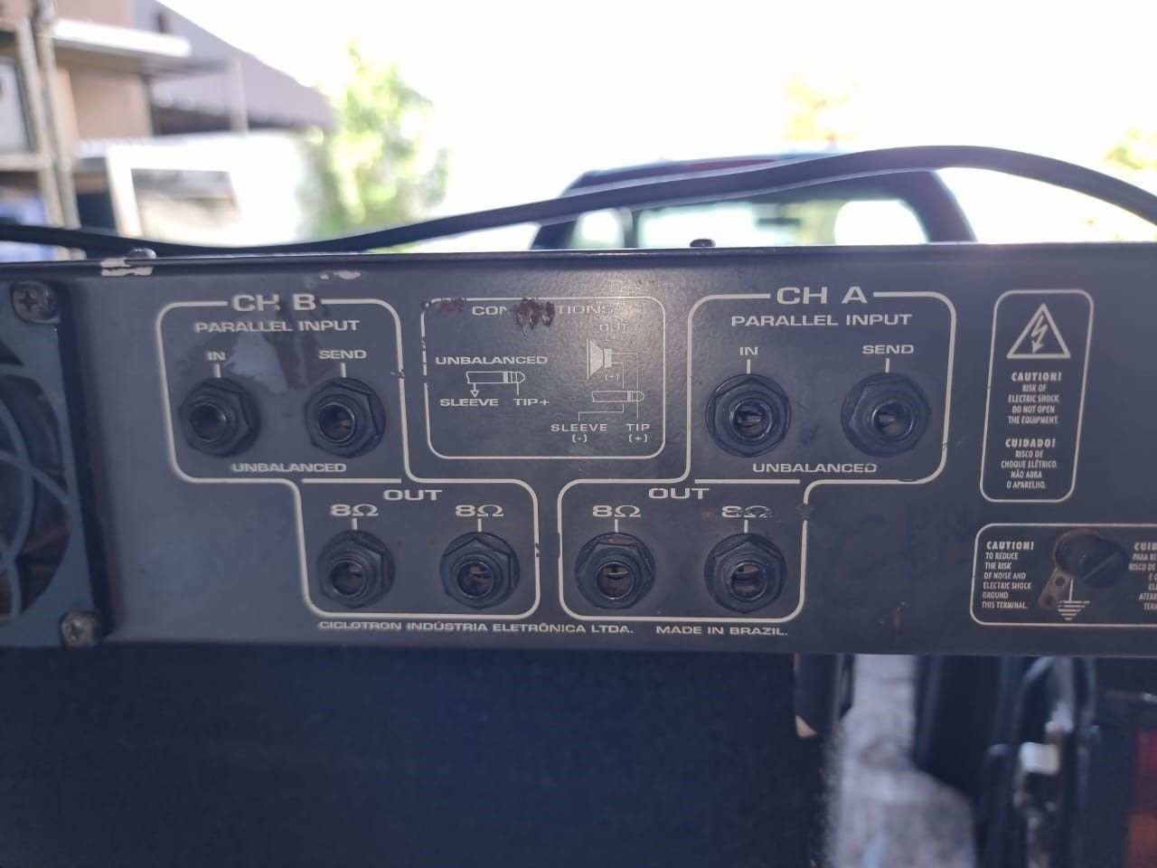 comercio Potência amplificador Wattsom DBK 2000 500 watts rms funcionando 100%