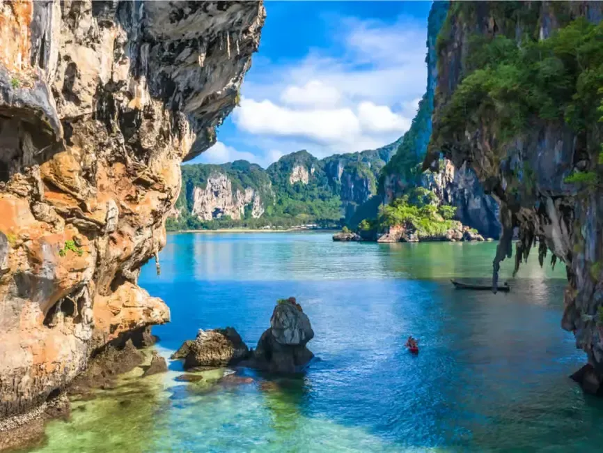 view in on of the islands in 4 islands tour