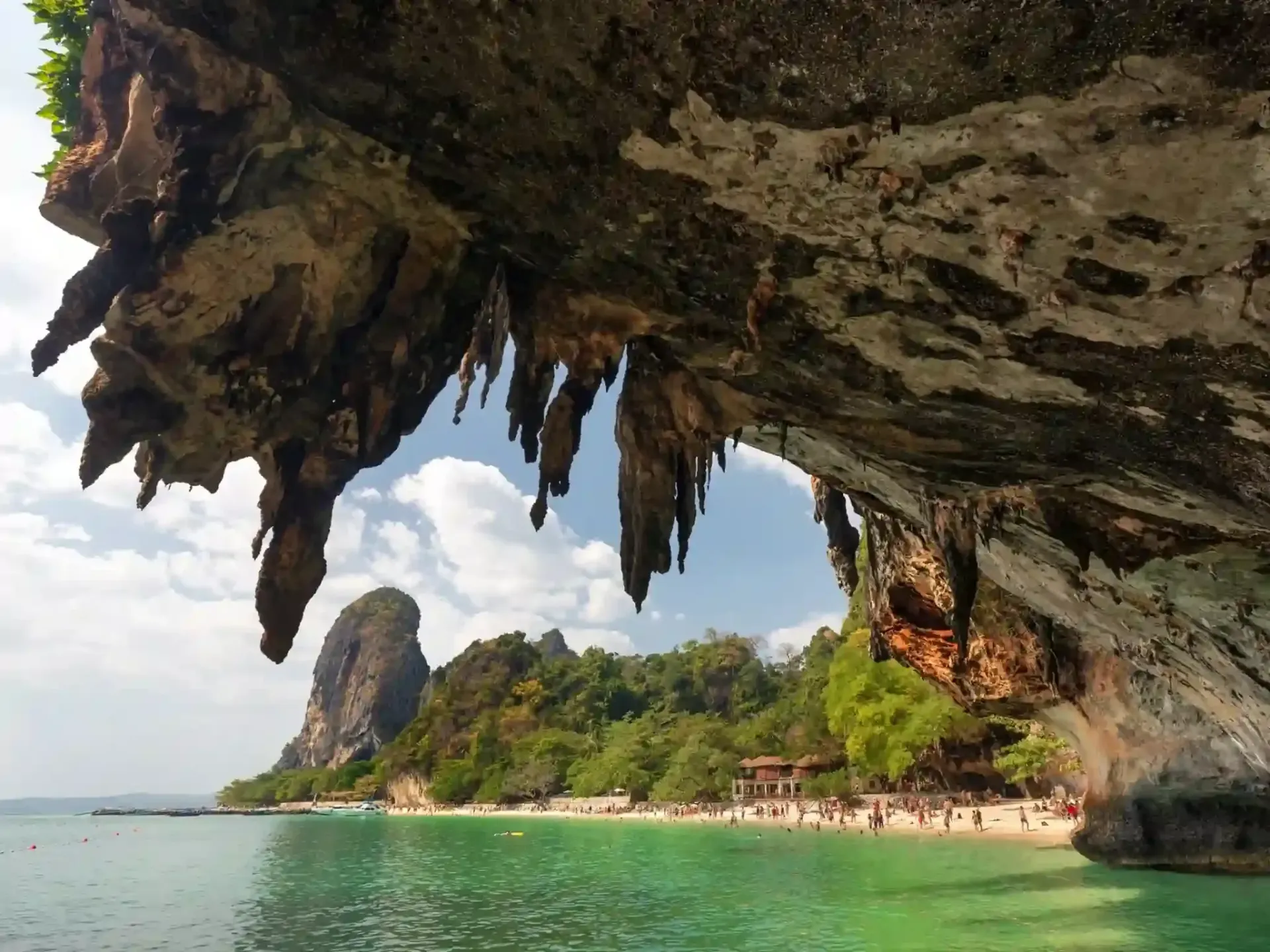 4-islands-tour-by-speedboat-28.webp