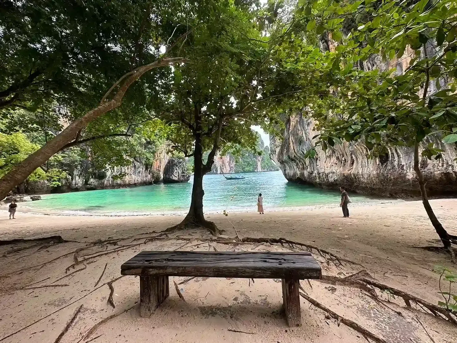 island-hopping-and-snorkeling-tour-in-hong-islands-04.webp