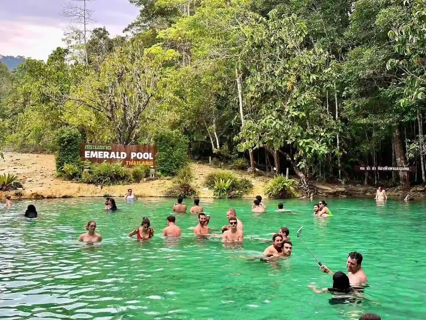 klang-cave-tour-15.webp