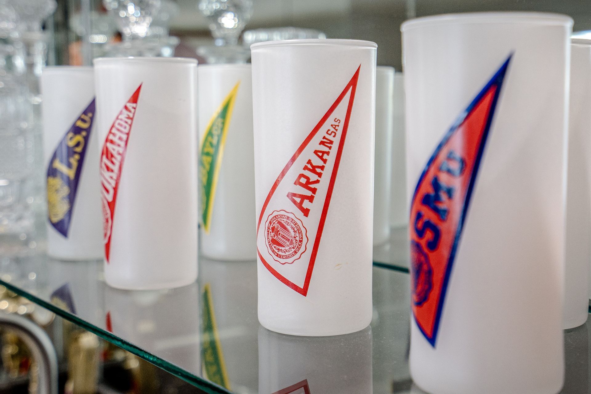 A group of glasses with the word arrans on them