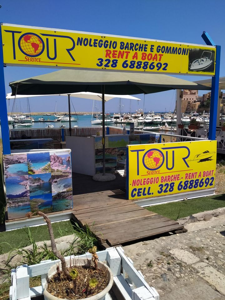 Location de canots pneumatiques à Castellammare del Golfo Tour Service di Luigi Castronovo