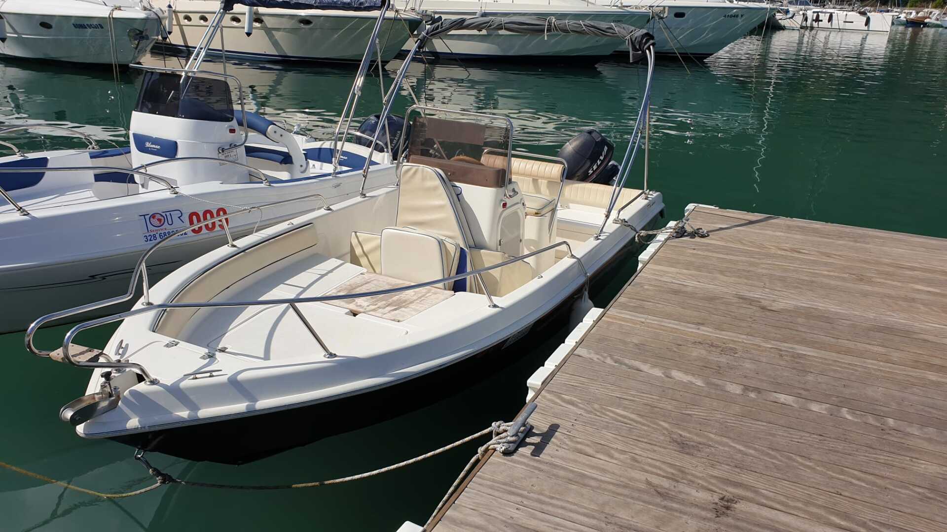 Louer un bateau à Castellammare del Golfo Tour Service di Luigi Castronovo