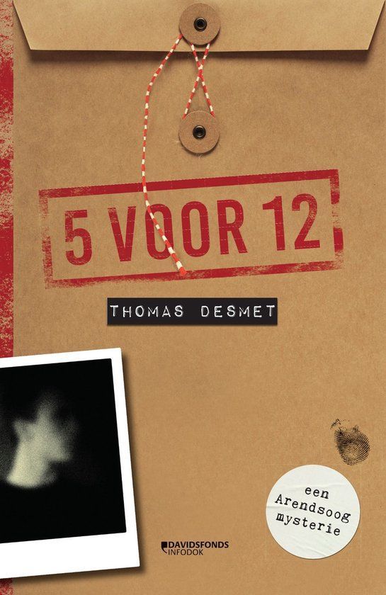 Boekrecensie Arendsoog 2 - 5 voor 12 - Thomas Desmet Boekrecensie Arendsoog 2 - 5 voor 12 - Thomas Desmet
