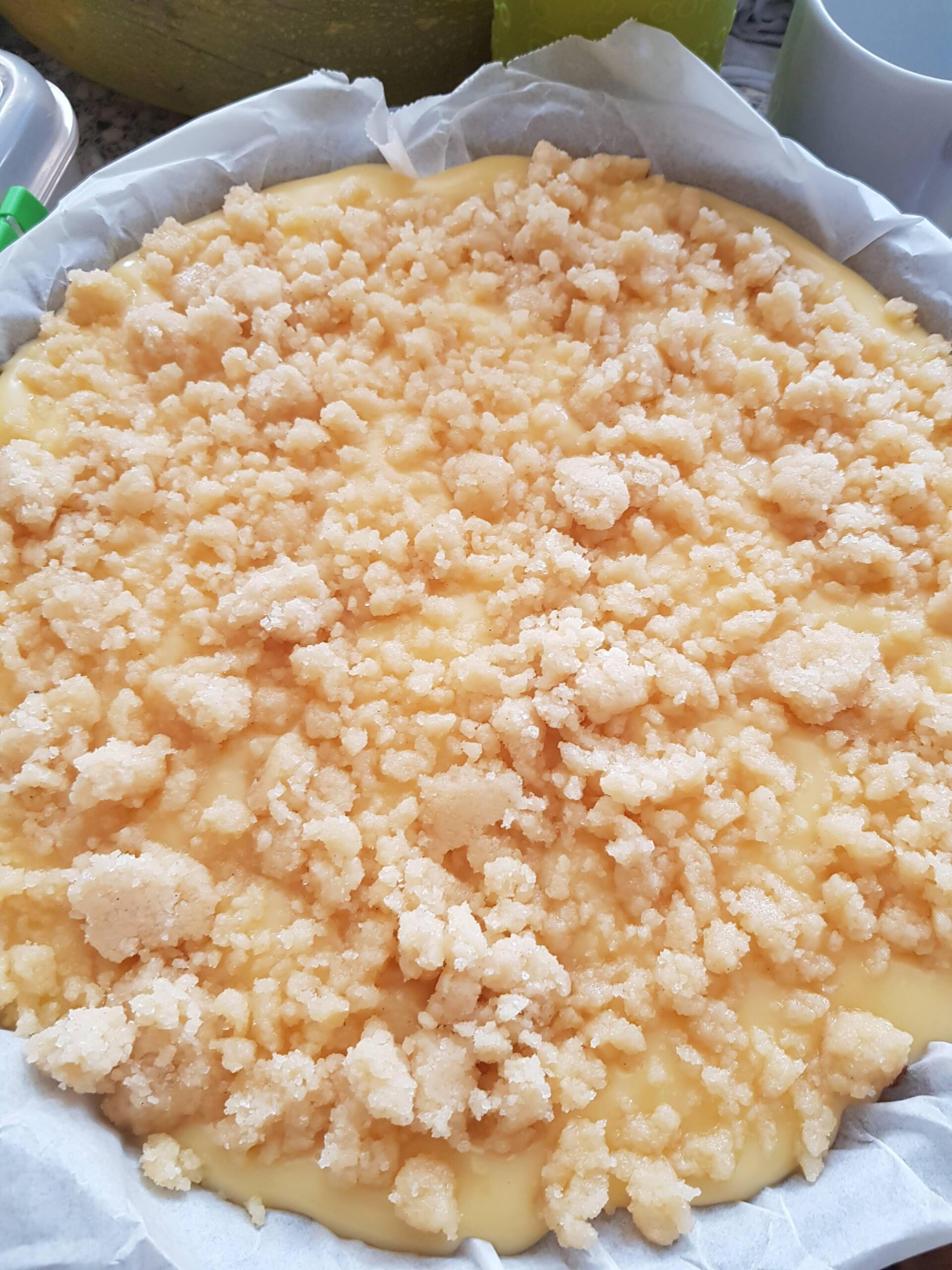 Kruimeltaart met karamelpudding
