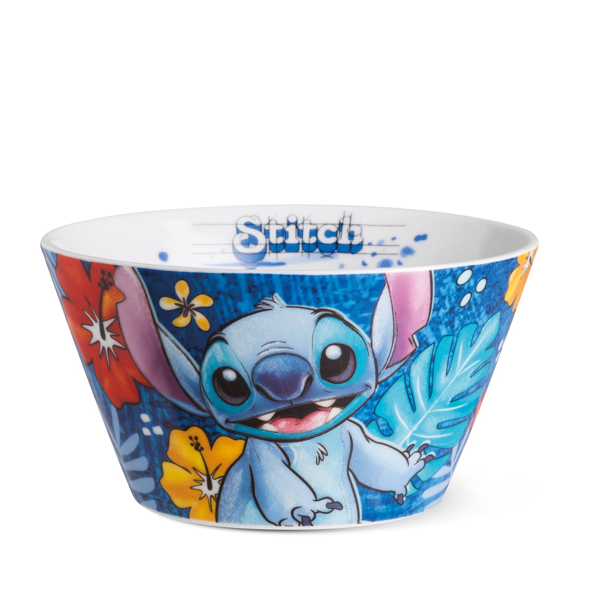 Een kom met het Stitch-figuurtje, omringd door kleurrijke bloemen en bladeren.