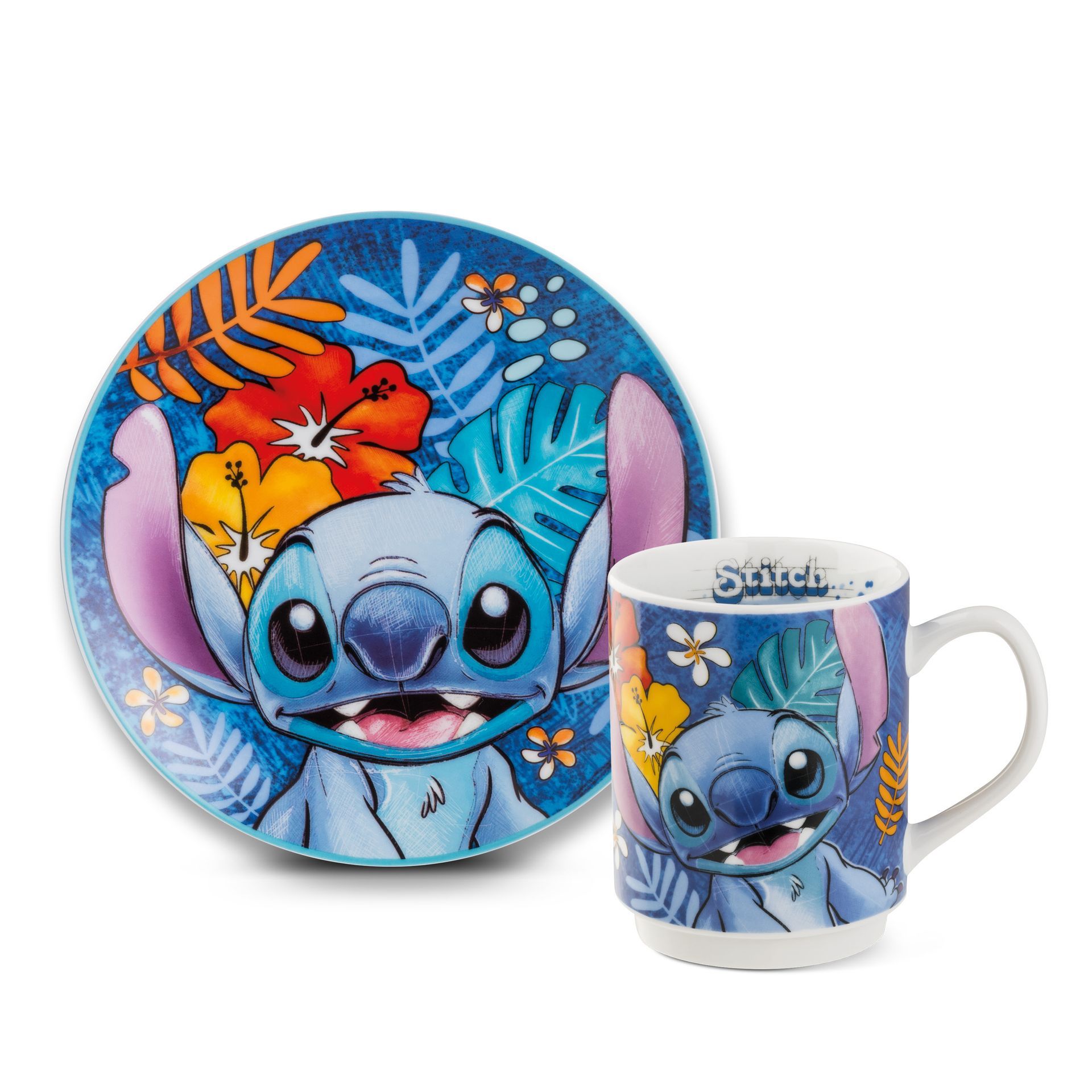 Borden- en mokkenset met een blauw figuurtje en tropische bloemen op een blauwe achtergrond.