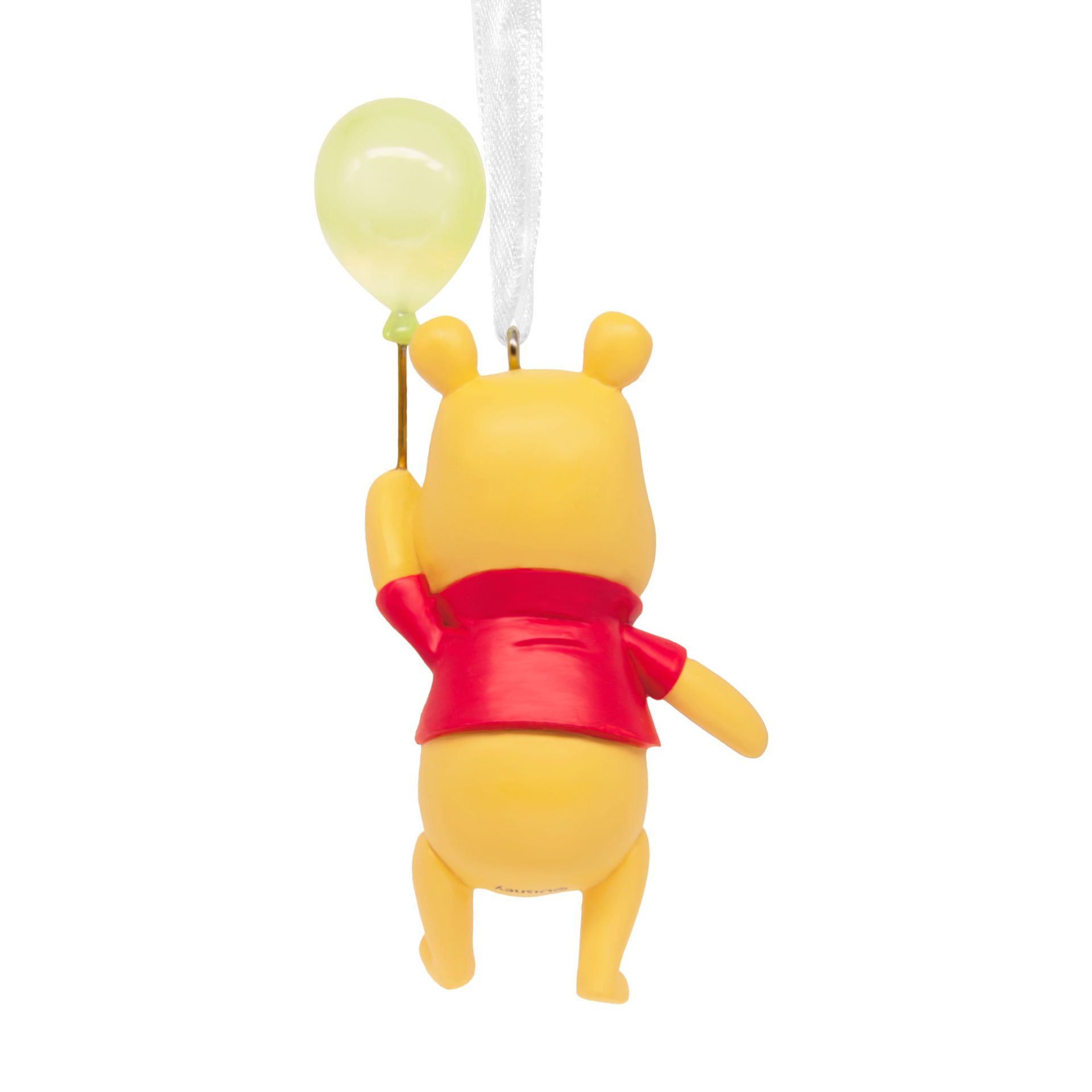 ornament winnie with balloon