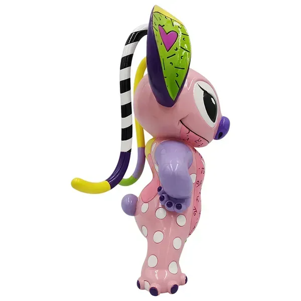 Roze, gestippelde figuur van Angel uit Lilo & Stitch, met kleurrijke accenten.