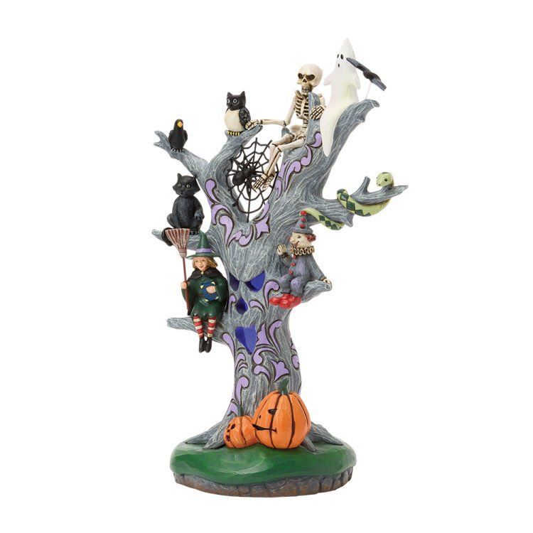 Halloweenboom met diverse griezelige figuren: kat, skelet, spook, heks, spin, pompoen.