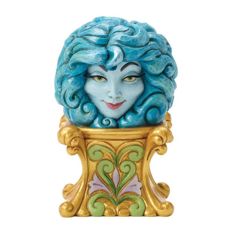 Het hoofd van een waarzegster met blauw haar op een sierlijk gouden voetstuk met groene en paarse versieringen.