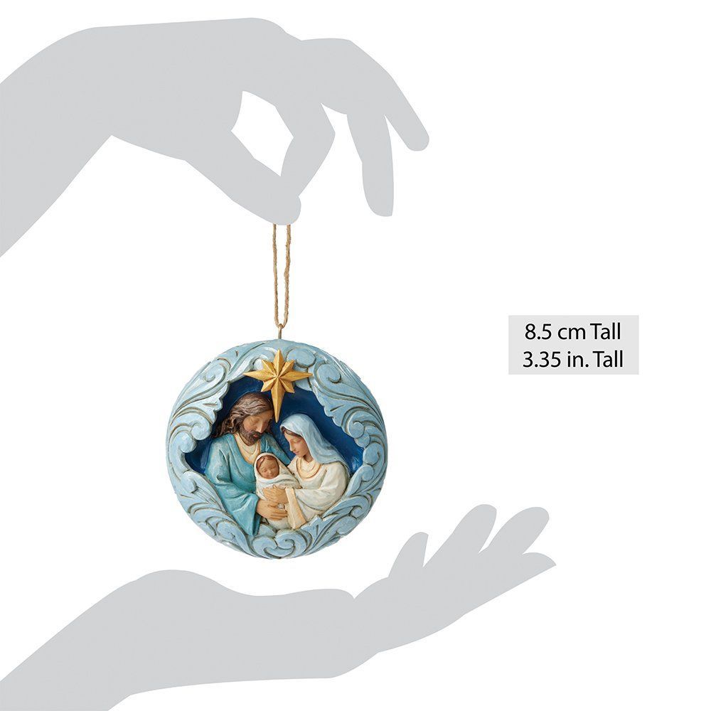 Kerststaldecoratie: Jozef, Maria en het kindje Jezus in een blauw en goudkleurig rond frame, met een ster erboven.