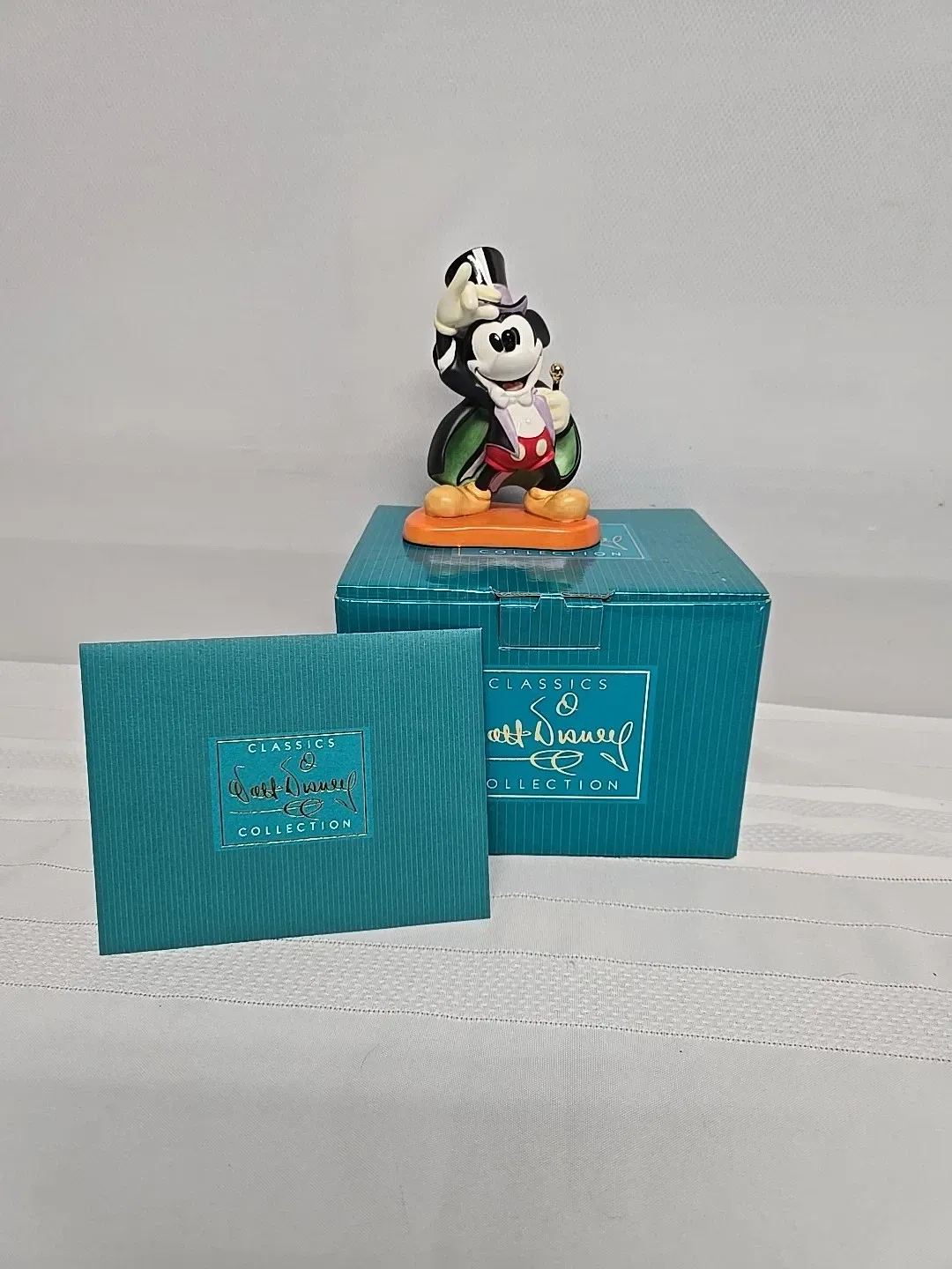 Magician Mickey on with the show 1997 membership sculpture 08793825