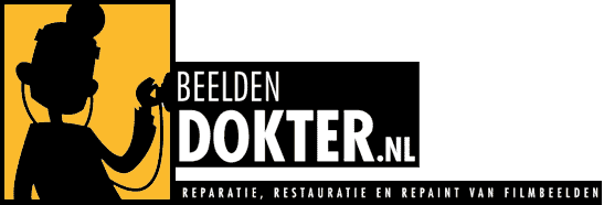 Logo: Silhouet van een figuur met een stethoscoop op een oranje achtergrond, tekst