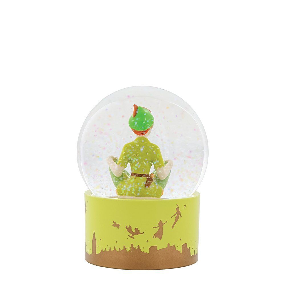 Sneeuwbol met Peter Pan, groene outfit, zittend, glitter, lichtgroene voet met silhouetten.