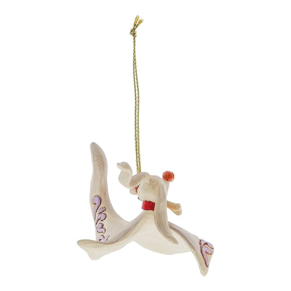 Ornament van een witte hond met een rode halsband, beige accenten en paarse bloemdetails.