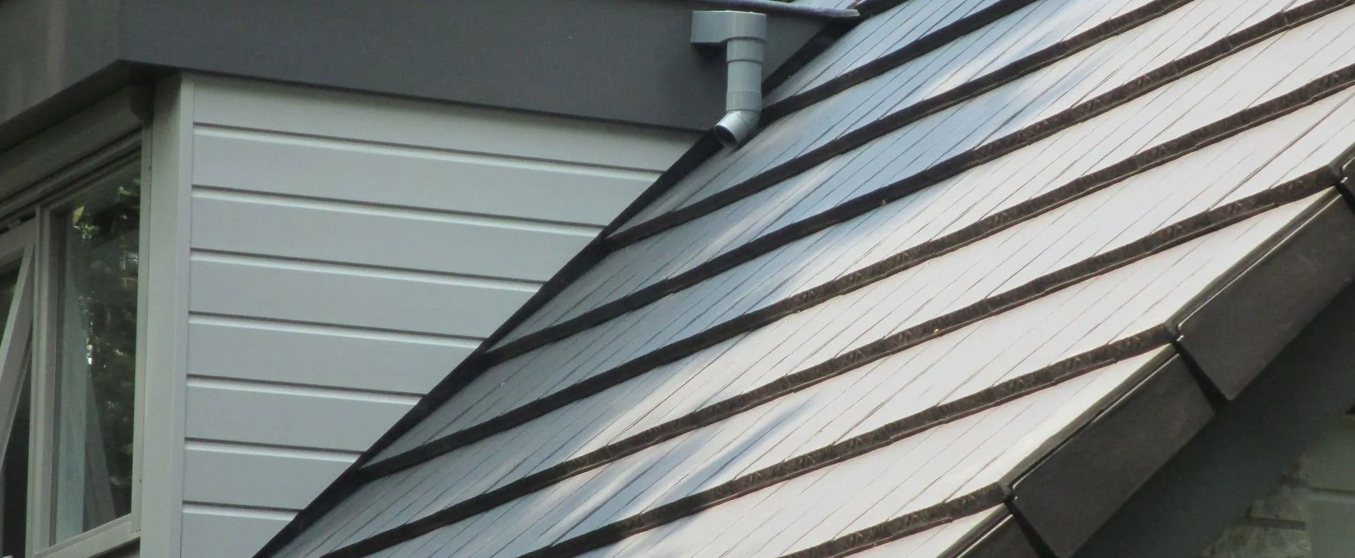Versatile Clay Roof Tiles | Variety of Finishes & Colours | Galex