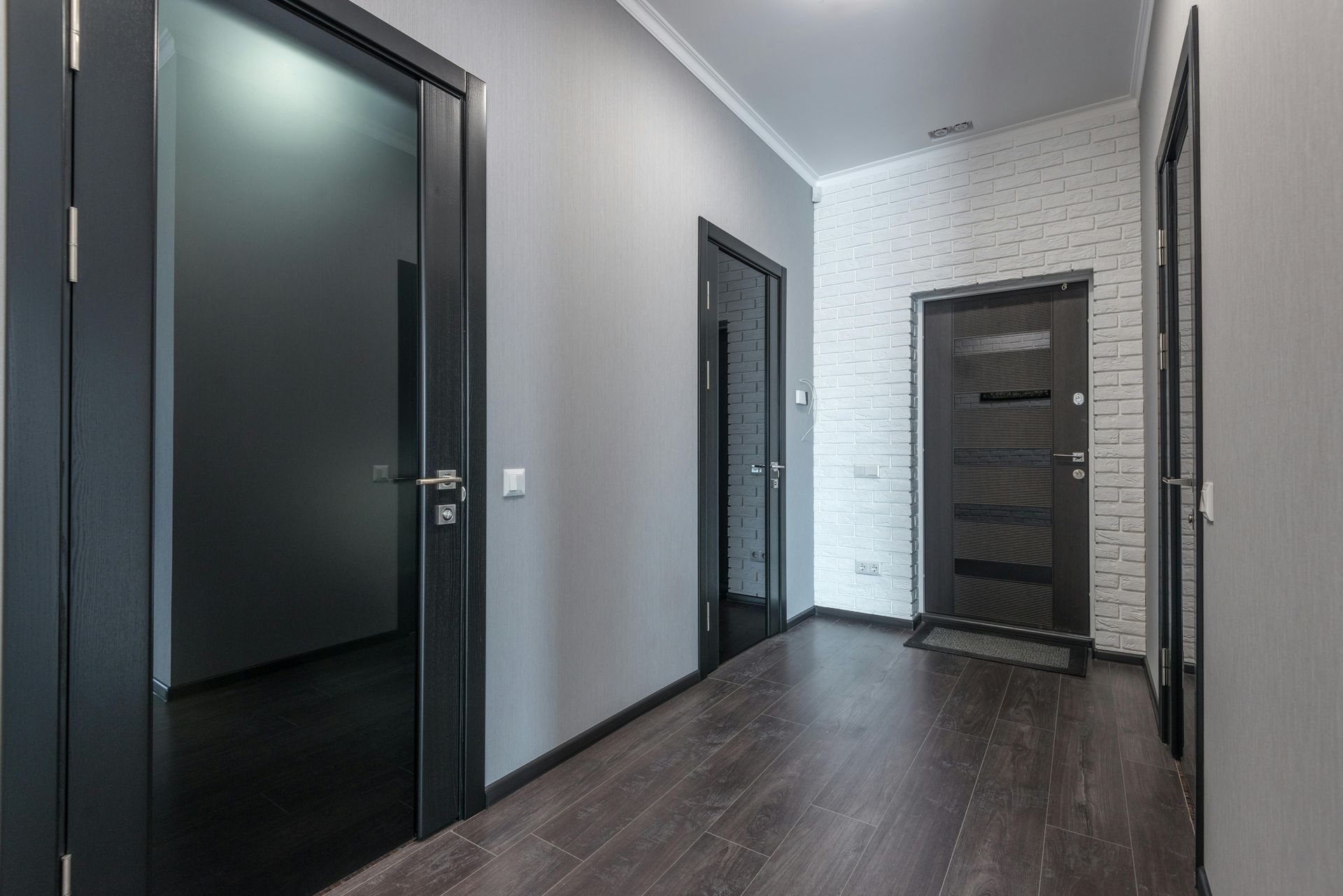 expertly paintned residential home hallway