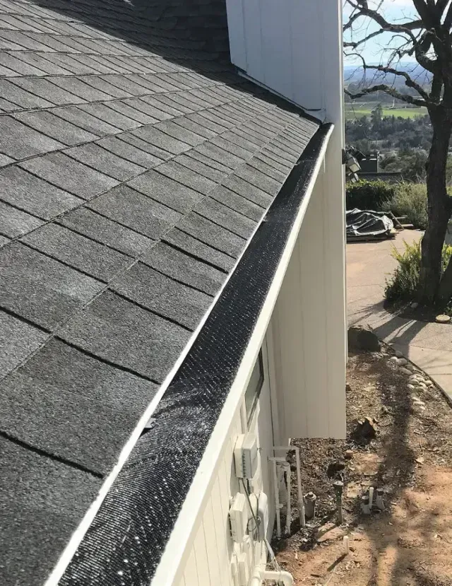 slope shingle roof gutter screen