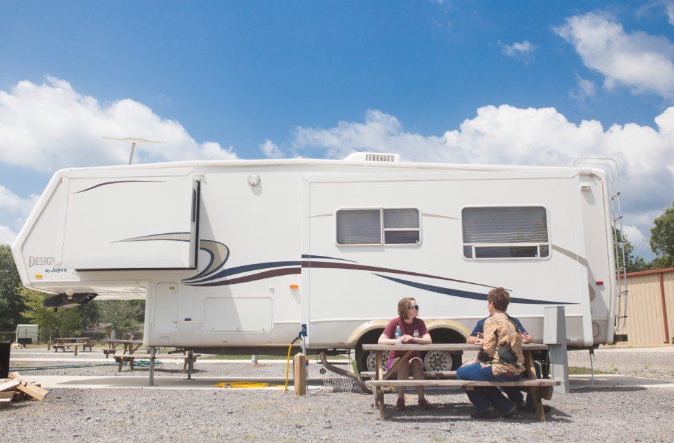 Overnight RV Parking — Starkville, MS — Moreland Storage
