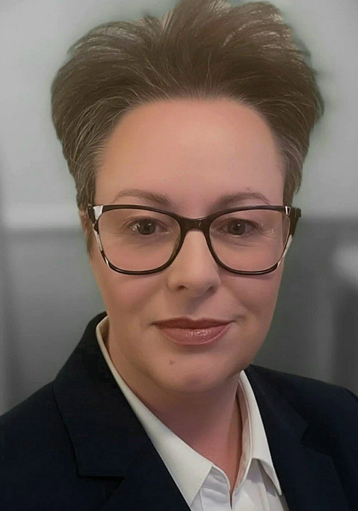 Karen Marshall Hull