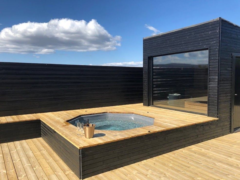 Jacuzzi
