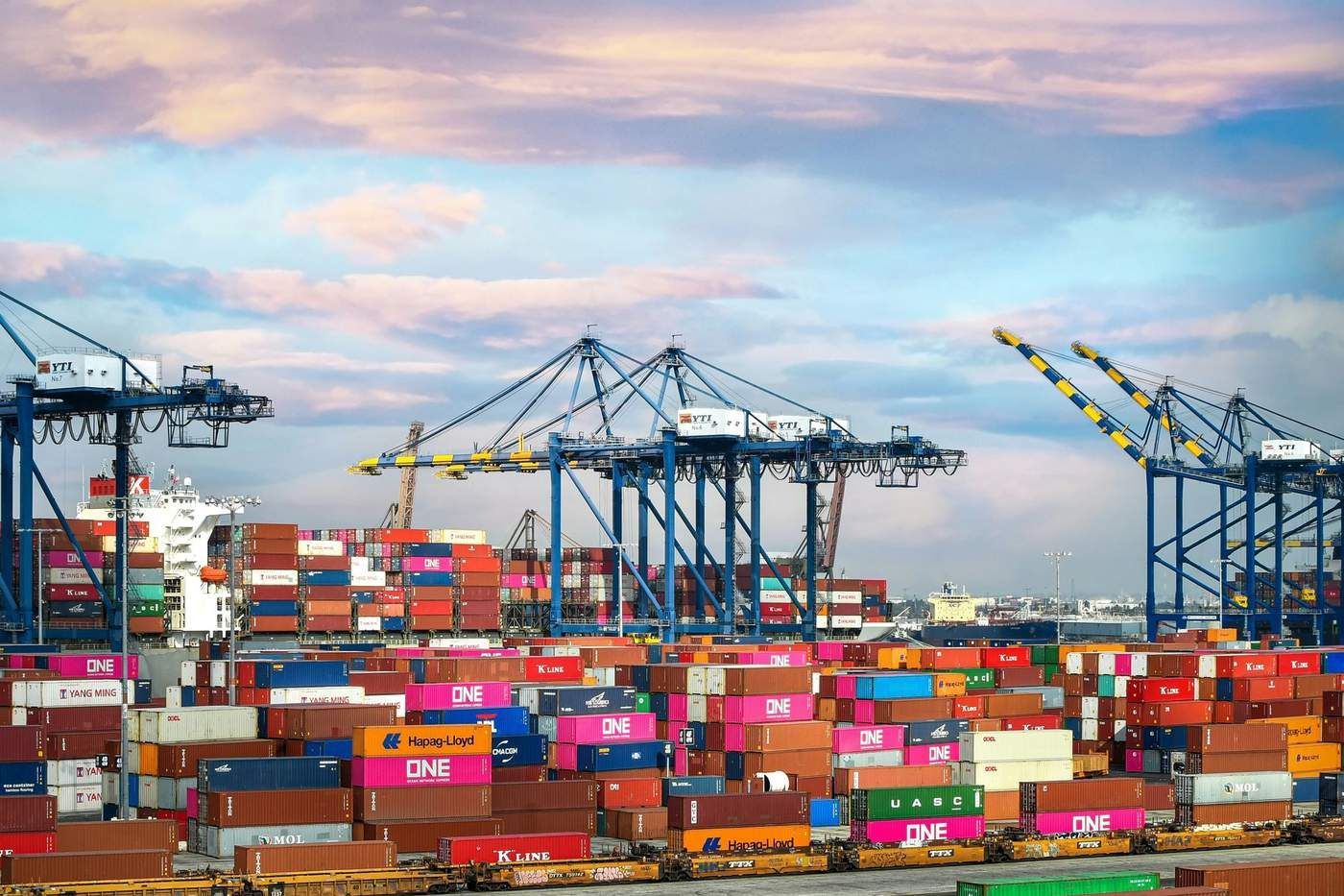 London to India moving company — shipping containers at Indian port handled by The Indian Mover UK to India specialists