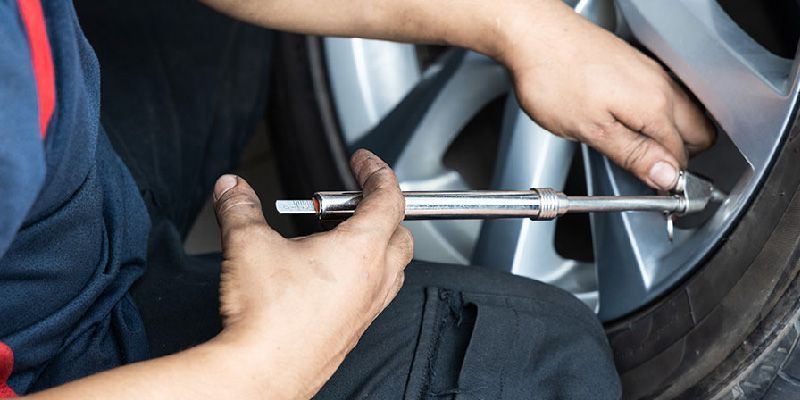 Tire Pressure Monitoring System (TPMS)