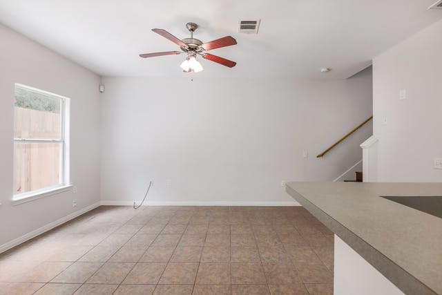Ledesma dining with countertop