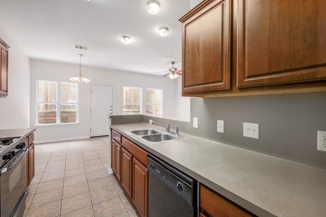 Ledesma kitchen