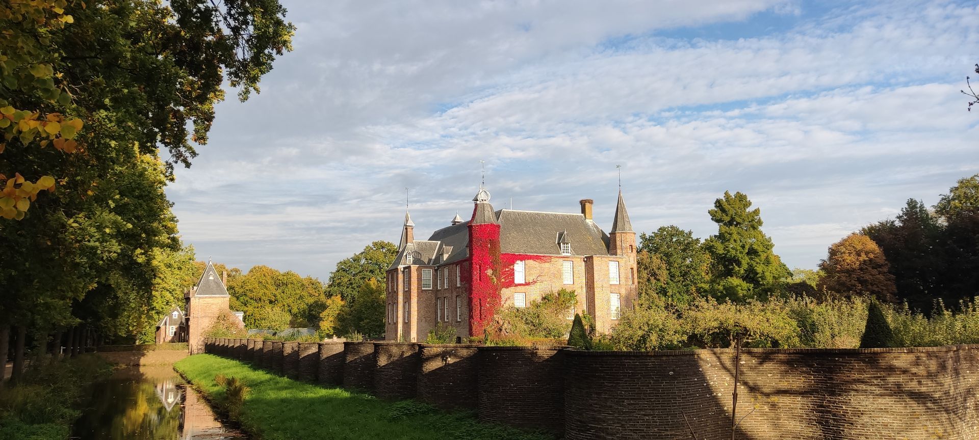 Slot Zuylen, bij Oud-Zuilen langs de Vecht. Geboorteplaats van Belle van Zuylen