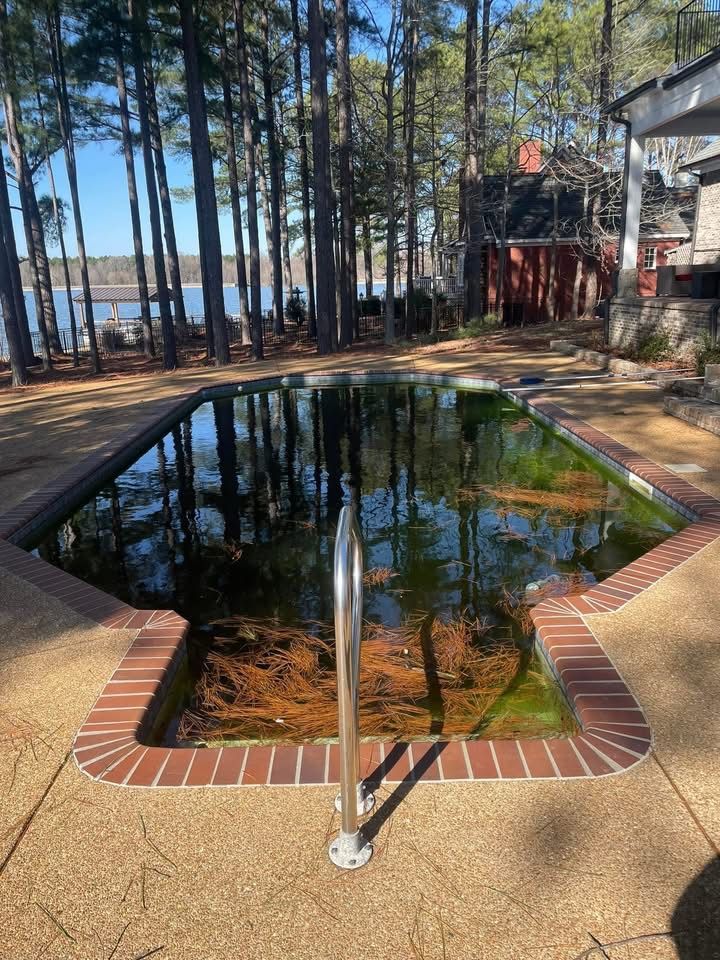 Swimming Pools in North Mississippi 