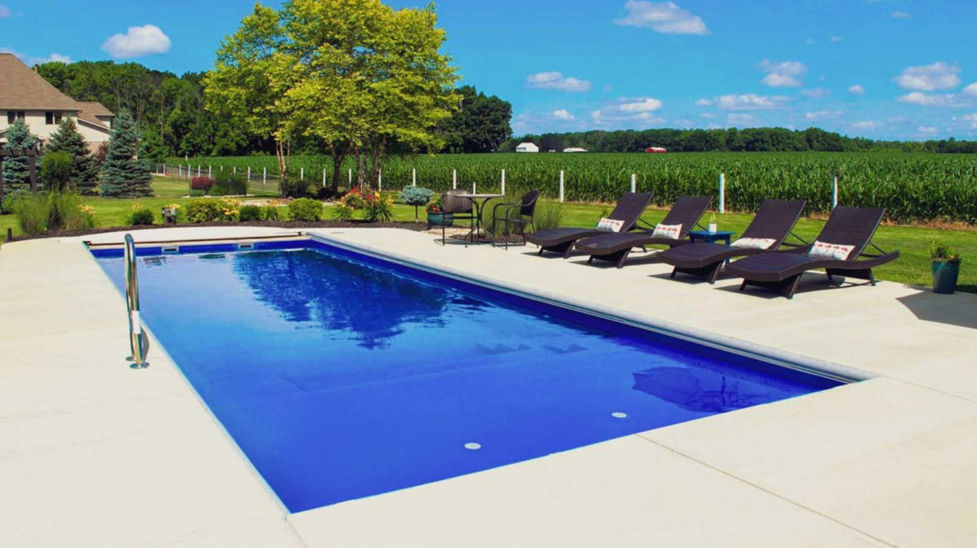 Swimming Pools in North Mississippi 