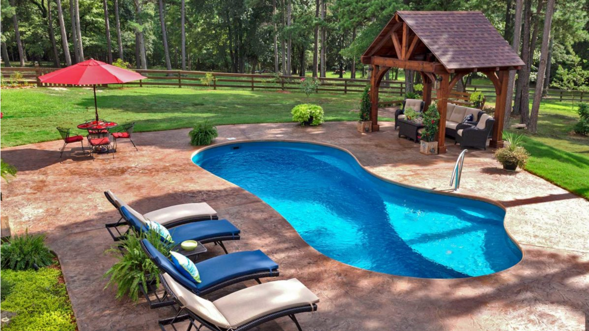 Swimming Pools in North Mississippi 