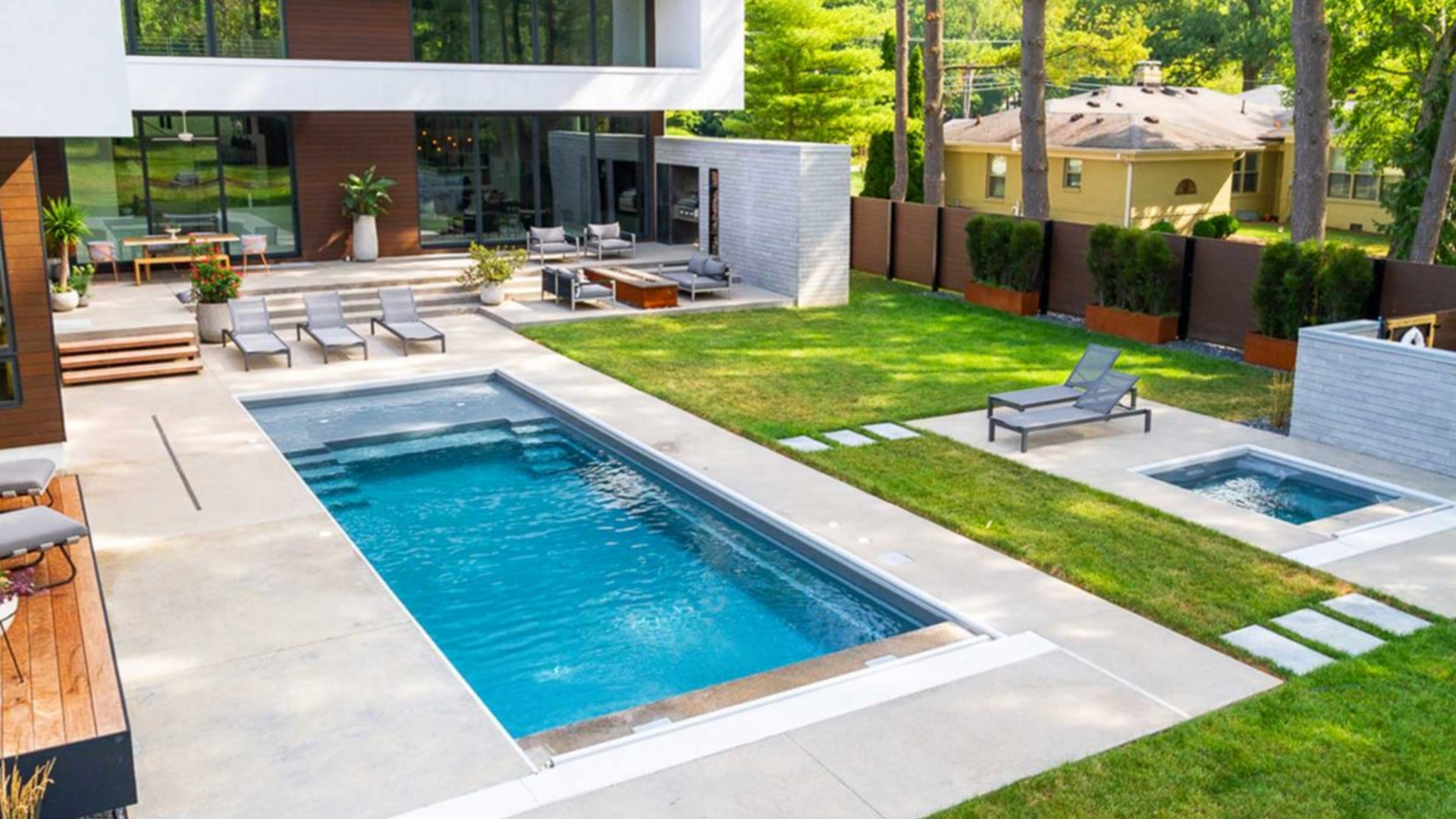 Swimming Pools in North Mississippi 