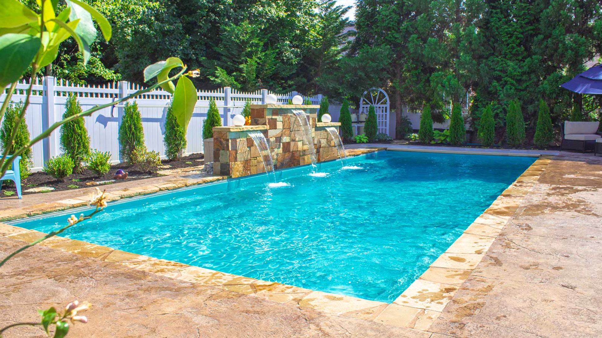 Swimming Pools in North Mississippi 