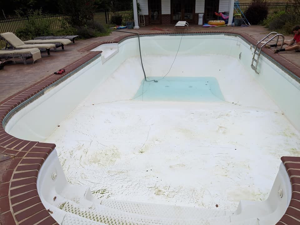 Swimming Pools in North Mississippi 