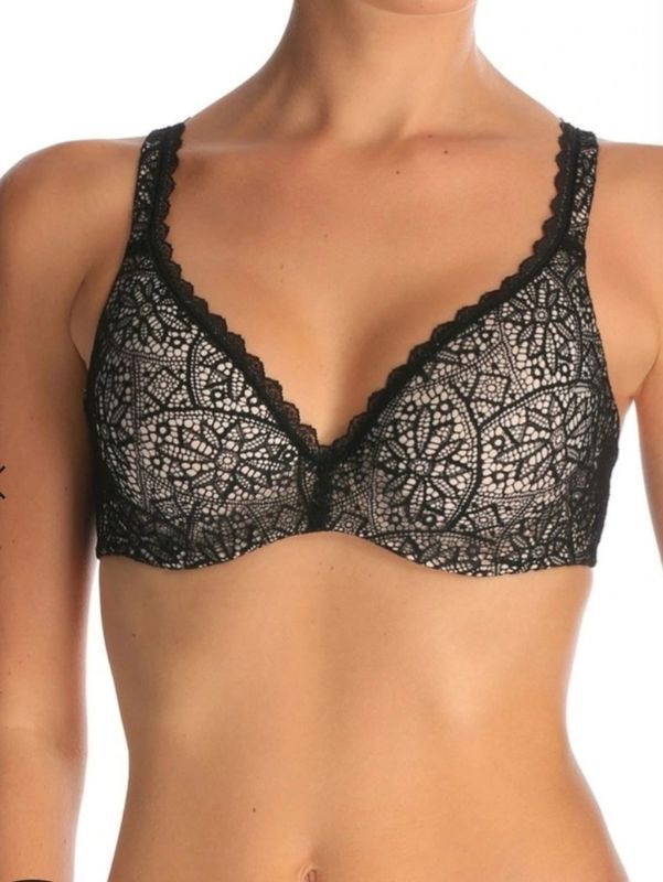 Black Lace Bra With Scalloped Trim, Worn by a Person — Shona's Lingerie in Hermit Park, QLD