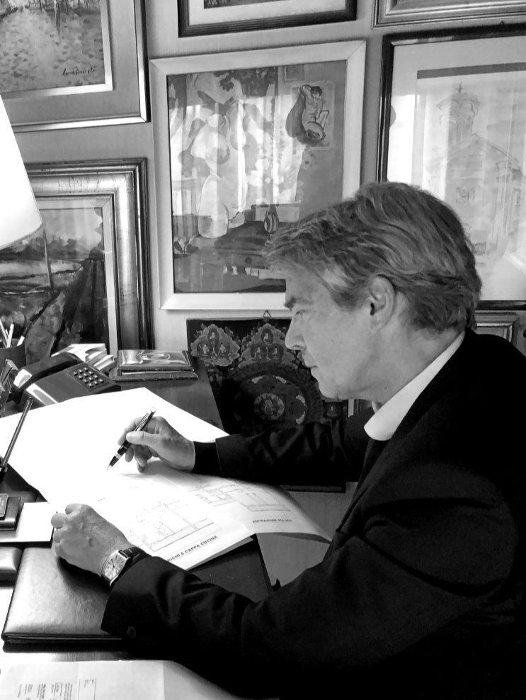 L'agente immobiliare Marco Tognolli