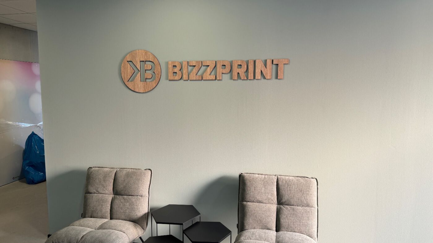3D Logo in houtlook