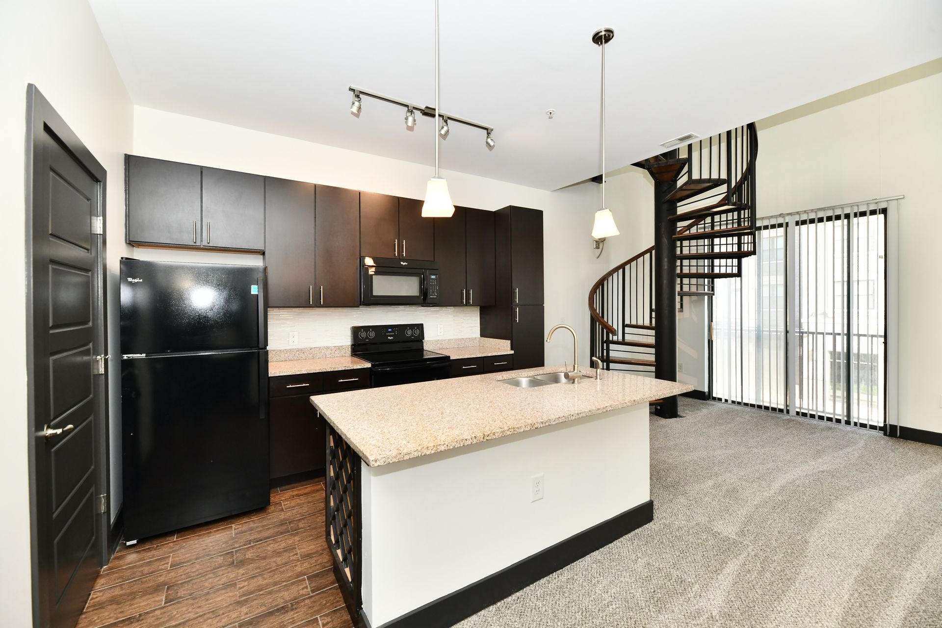 Modern apartments for rent in Carmel, IN at Mezz 42