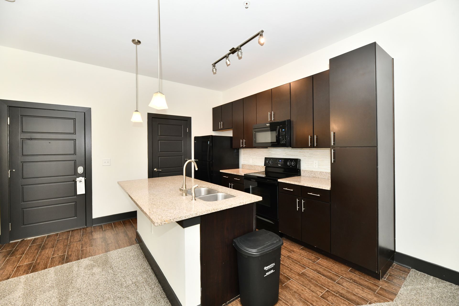Studio apartments in Carmel, IN at Mezz 42